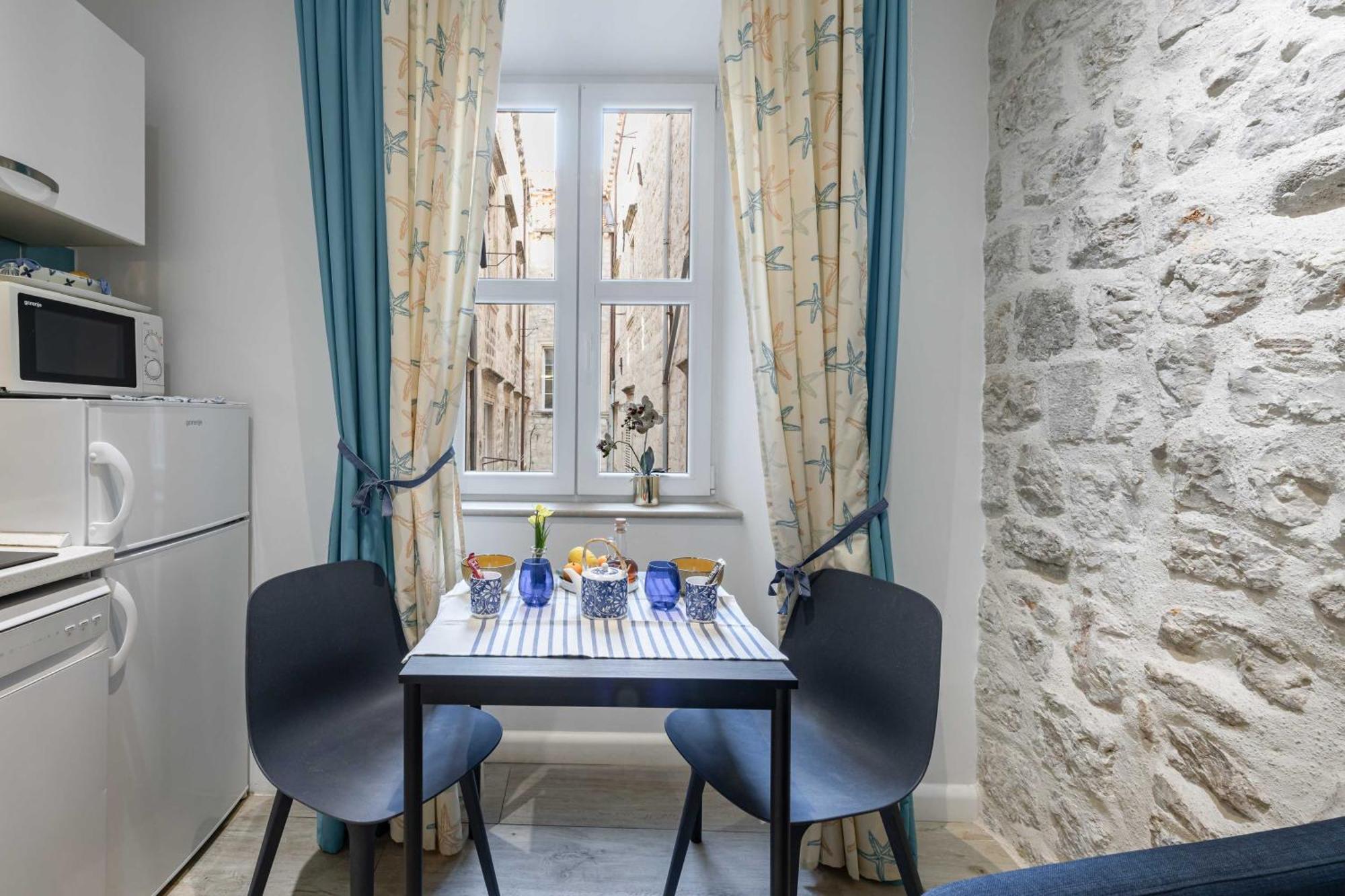 L & L Old Town Apartments Dubrovnik Bagian luar foto